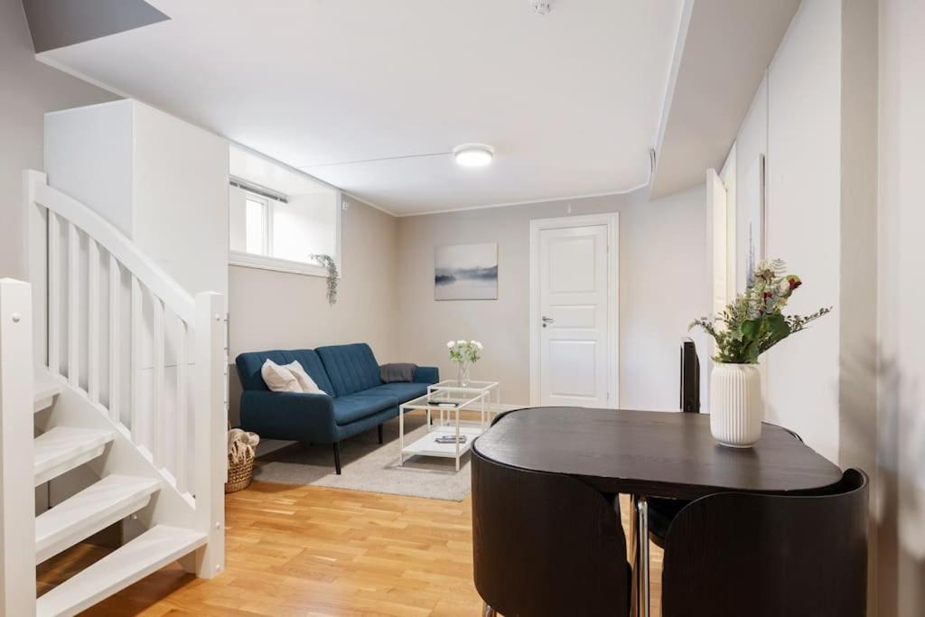New! Modern City Apt: Central W/ Private Entrence Bergen Eksteriør billede
